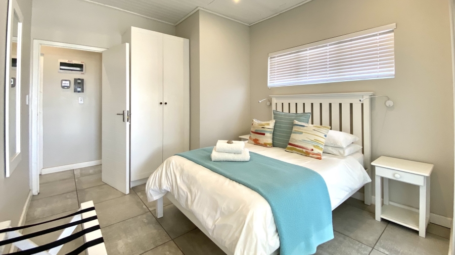 2 Bedroom Property for Sale in Elands Bay Western Cape